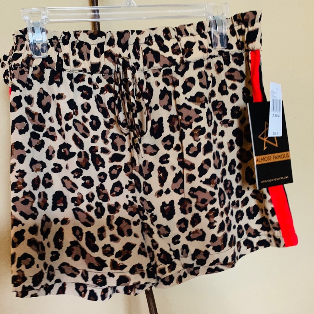 Almost Famous - Shorts